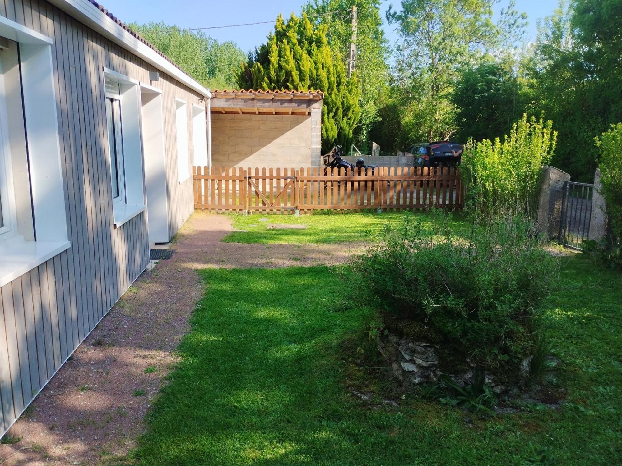Gite Le Vieux Moulin Sansais 外观 照片